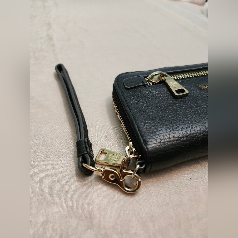 Spartina 449 Black Leather Wristlet with Gold Accents - Picture 3 of 5